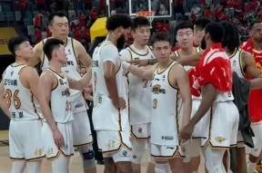 CBA常规赛集结日走向成谜；萨克拉门托国王篮板制胜；更衣室稳定；轮换策略成焦点的简单介绍